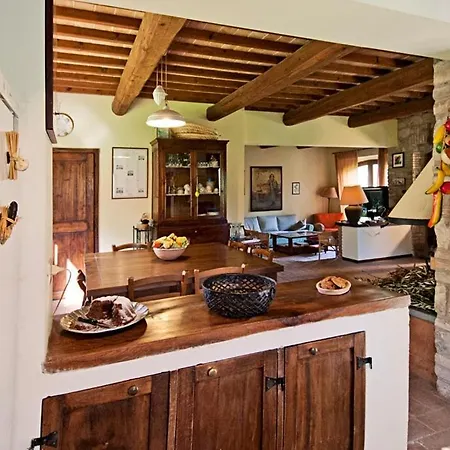 Hébergement de vacances Sleeps 13 Pool Wifi Monte Castello di Vibio